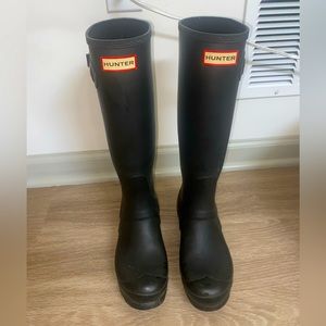 Hunter Tall Rain Boots Size 7